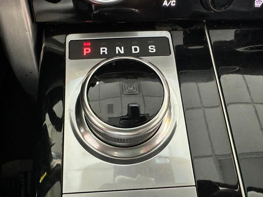 2021 Land Rover Range Rover Westminster SWB photo