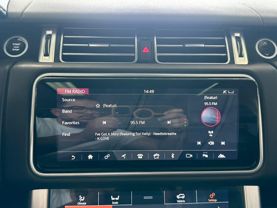 2021 Land Rover Range Rover Westminster SWB photo