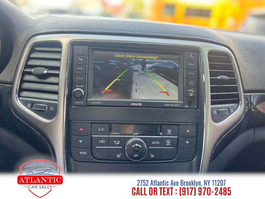 2013 Jeep Grand Cherokee Laredo X photo