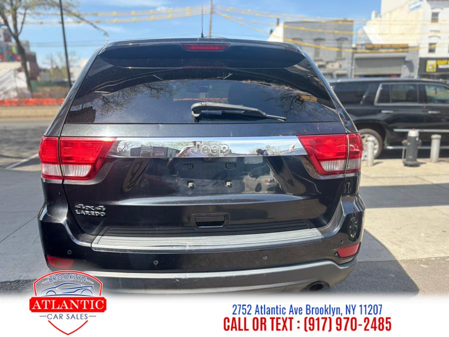 2013 Jeep Grand Cherokee Laredo X photo