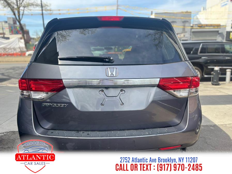 2015 Honda Odyssey 5dr EX photo