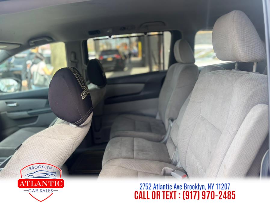 2015 Honda Odyssey 5dr EX photo
