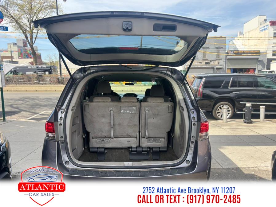 2015 Honda Odyssey 5dr EX photo