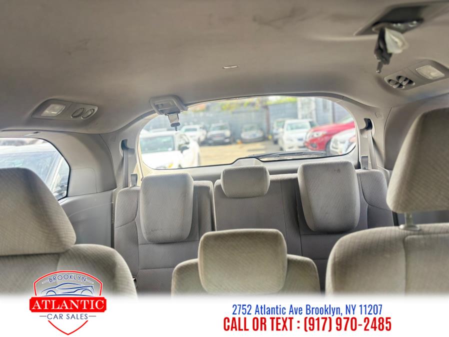 2015 Honda Odyssey 5dr EX photo