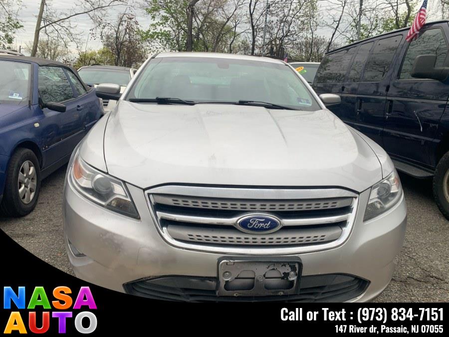 2012 Ford Taurus SEL photo