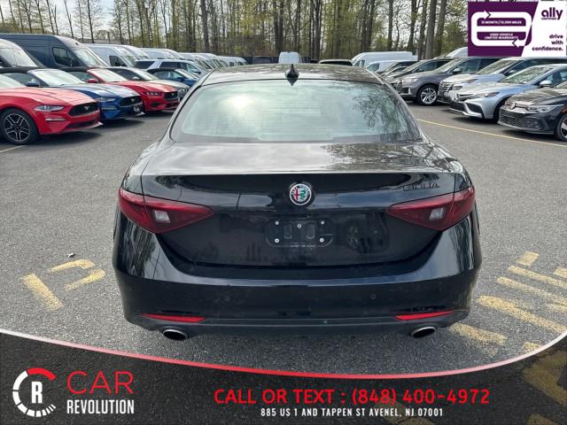 2021 Alfa Romeo Giulia  photo