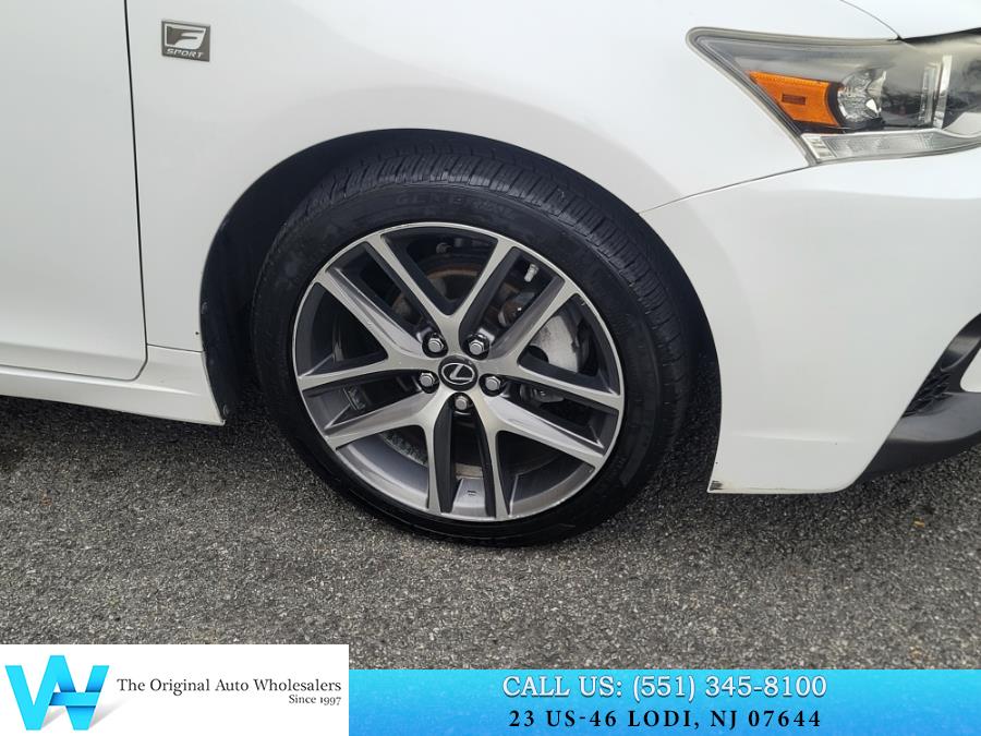 2014 Lexus CT 200h photo
