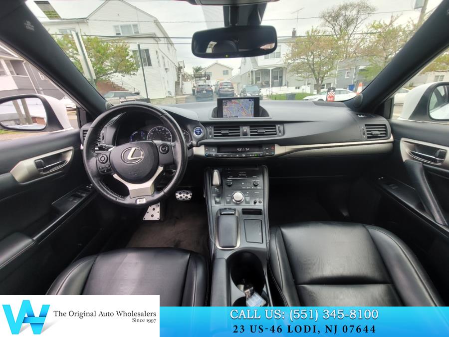 2014 Lexus CT 200h photo