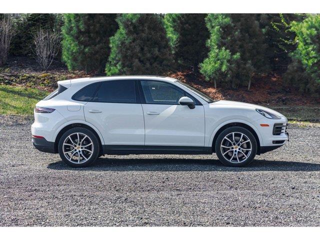 2021 Porsche Cayenne photo