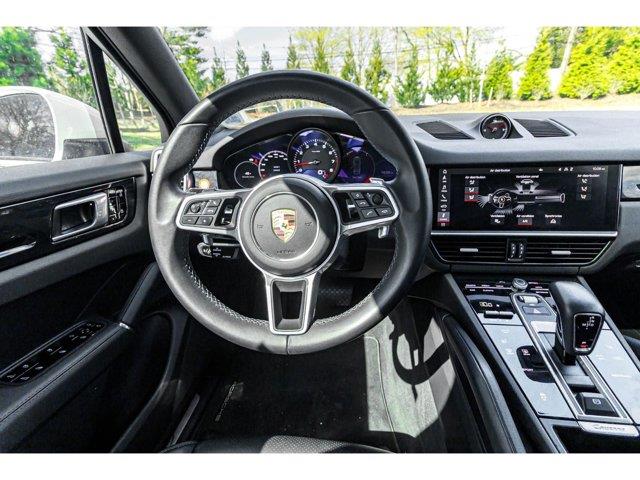 2021 Porsche Cayenne photo