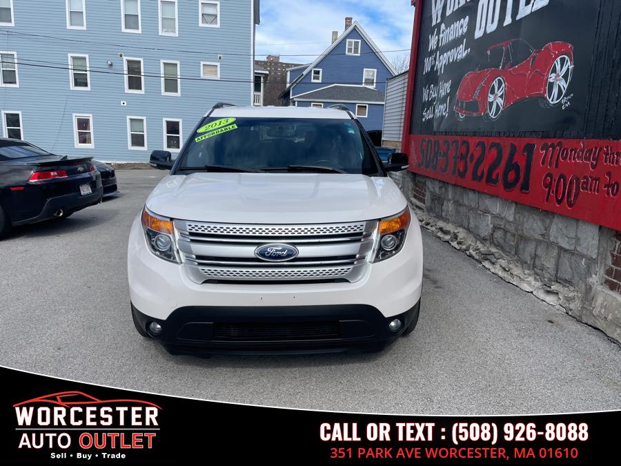 2013 Ford Explorer XLT photo