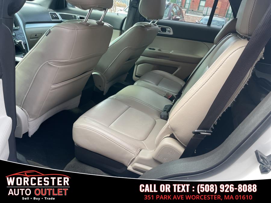 2013 Ford Explorer XLT photo