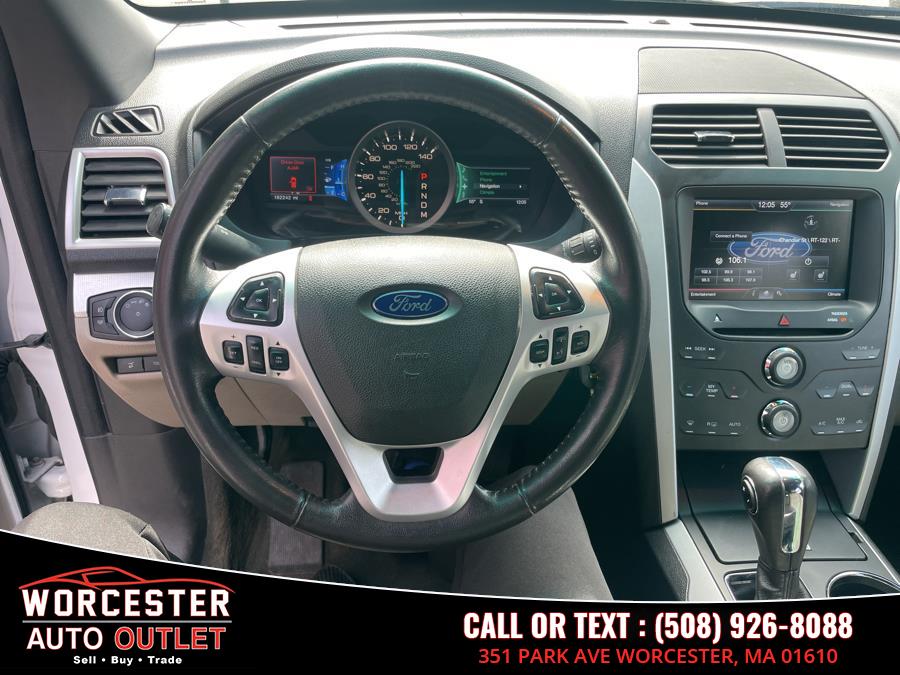 2013 Ford Explorer XLT photo