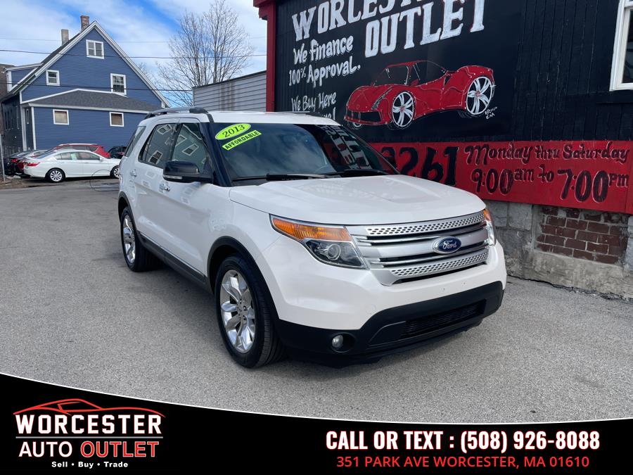 2013 Ford Explorer XLT photo