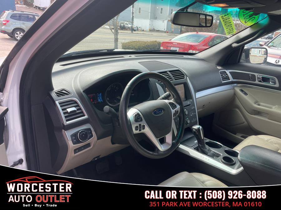 2013 Ford Explorer XLT photo