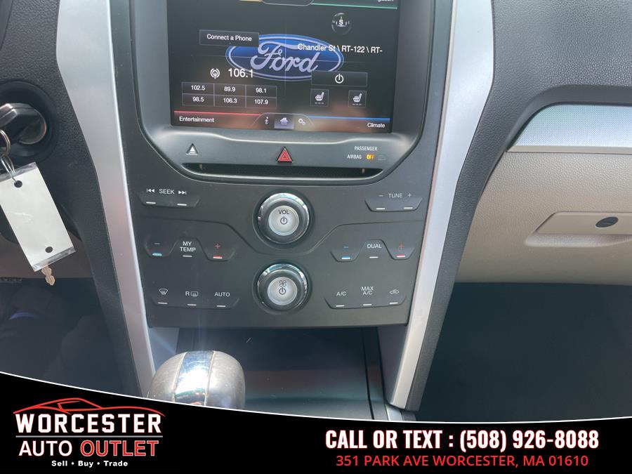 2013 Ford Explorer XLT photo