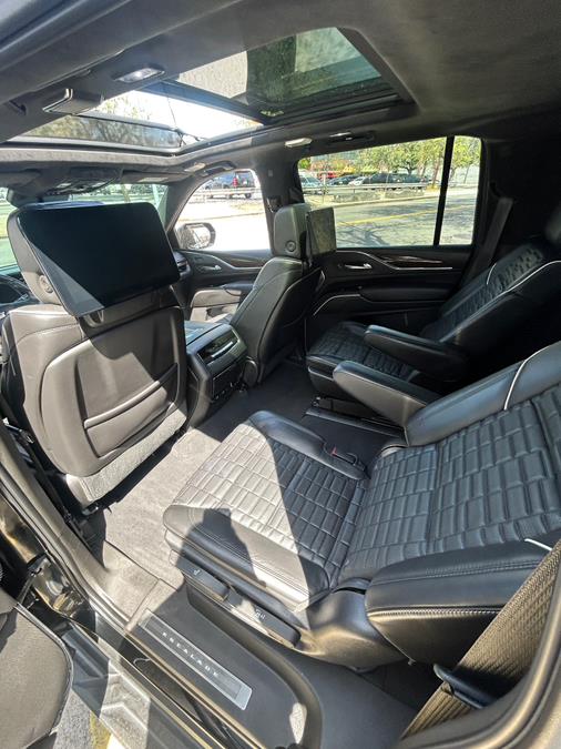 2021 Cadillac Escalade ESV 4WD 4dr Sport Platinum photo