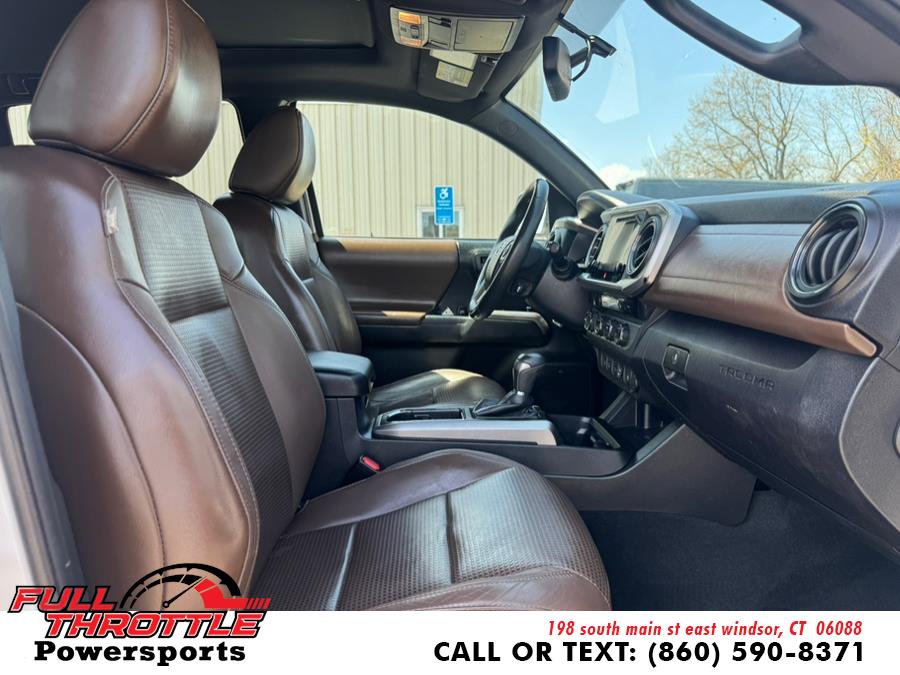 2016 Toyota Tacoma 4WD Double Cab V6 AT Limited ( photo