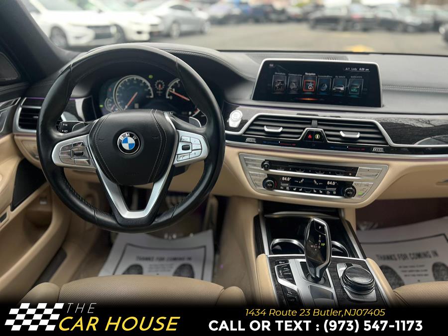 2016 BMW 7-Series 4dr Sdn 750i xDrive AWD photo