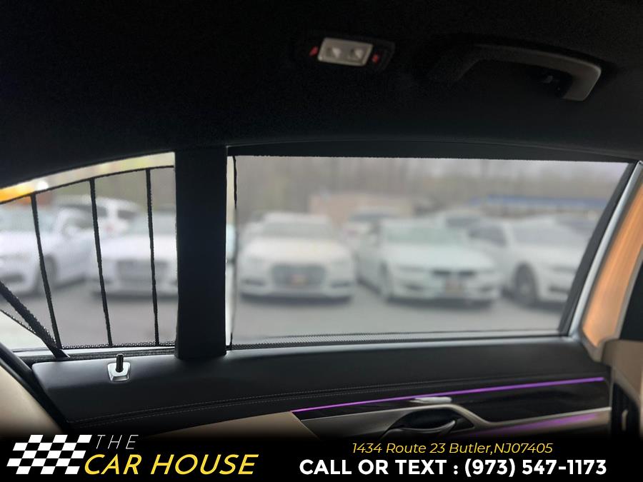 2016 BMW 7-Series 4dr Sdn 750i xDrive AWD photo