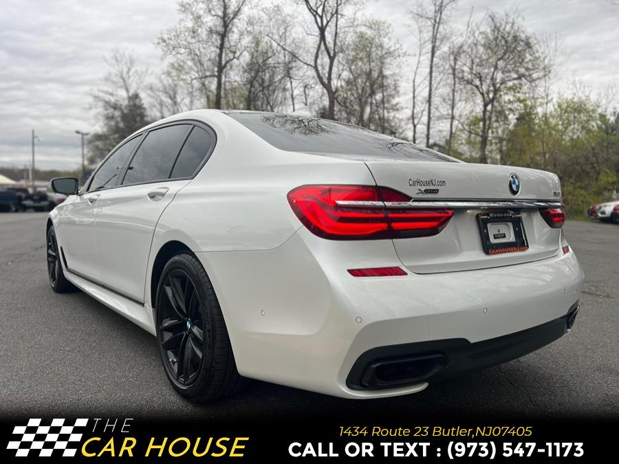 2016 BMW 7-Series 4dr Sdn 750i xDrive AWD photo