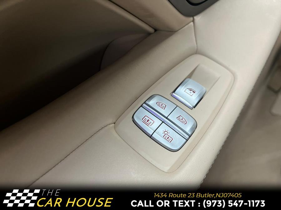 2016 BMW 7-Series 4dr Sdn 750i xDrive AWD photo
