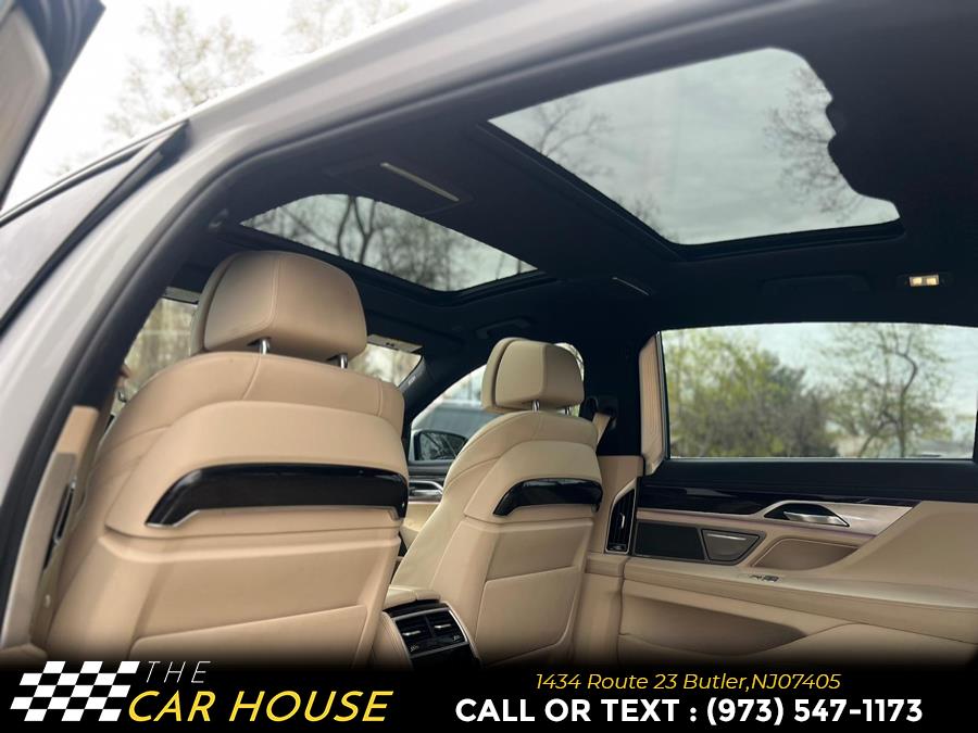 2016 BMW 7-Series 4dr Sdn 750i xDrive AWD photo
