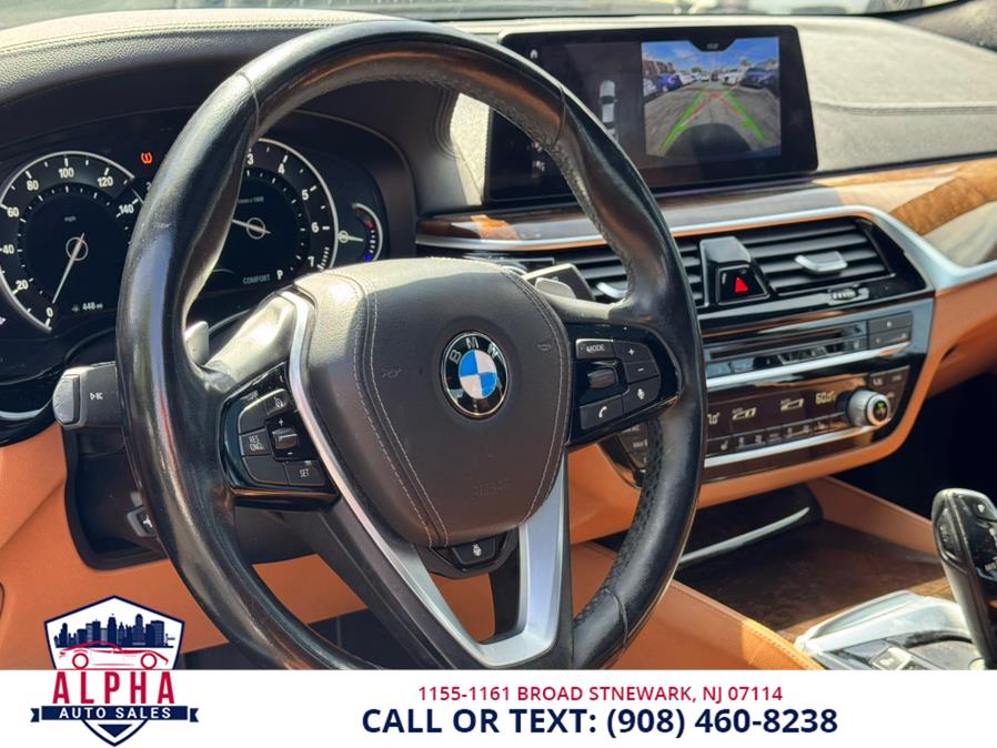 2017 BMW 5-Series 530i xDrive Sedan photo