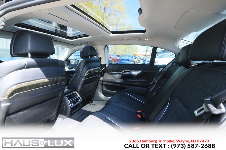 2020 BMW 7-Series 740i xDrive Sedan photo