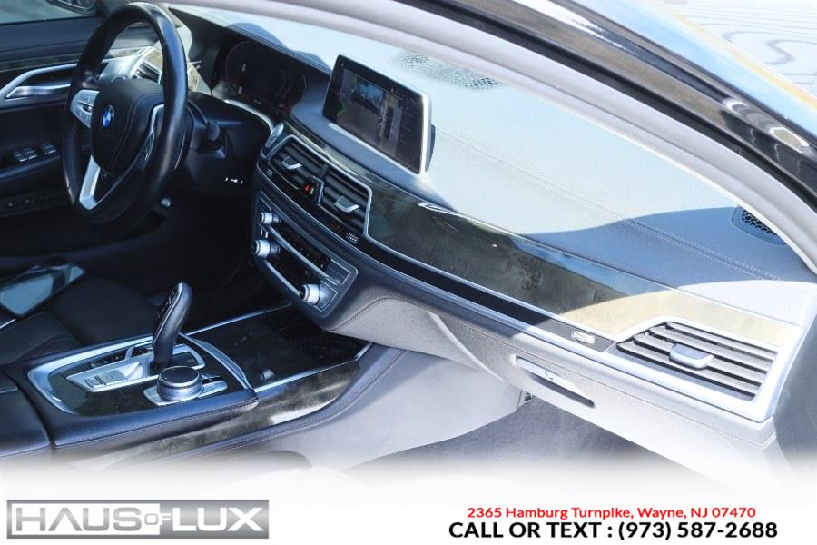 2020 BMW 7-Series 740i xDrive Sedan photo