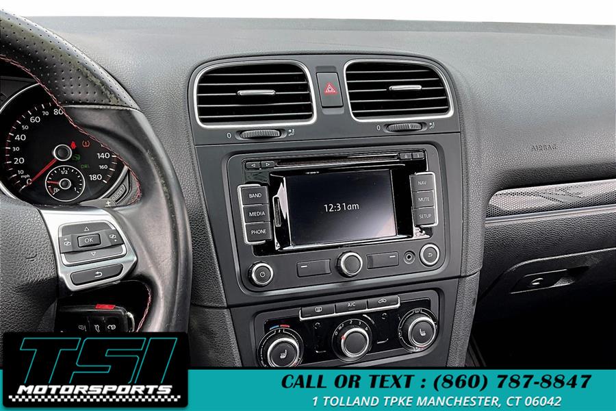 2013 Volkswagen GTI Base PZEV photo