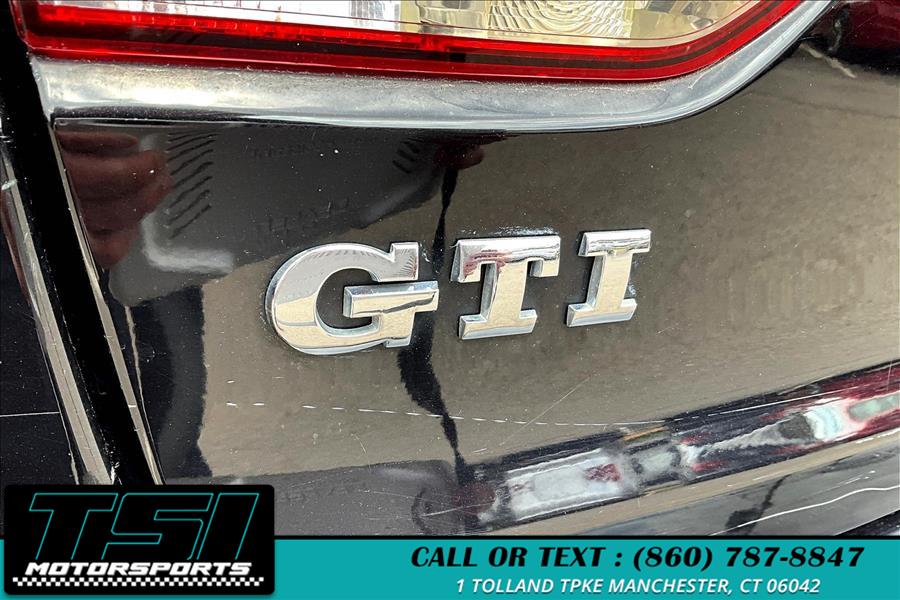 2013 Volkswagen GTI Base PZEV photo