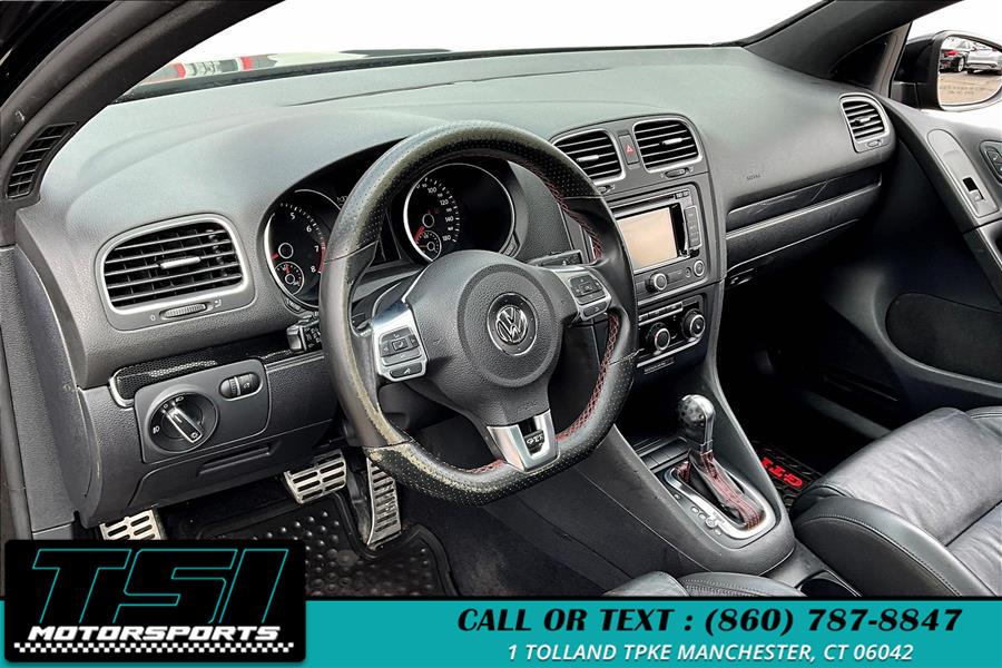2013 Volkswagen GTI Base PZEV photo