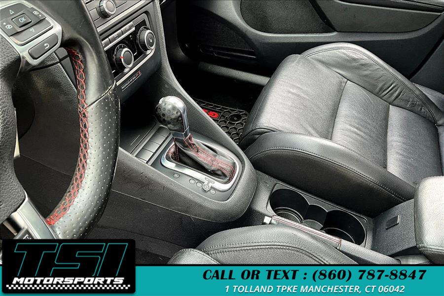 2013 Volkswagen GTI Base PZEV photo
