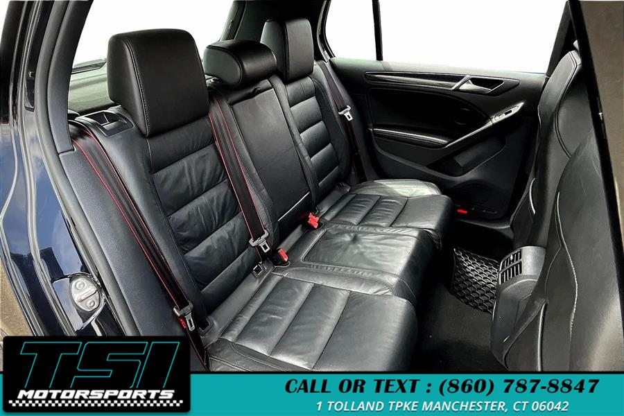 2013 Volkswagen GTI Base PZEV photo