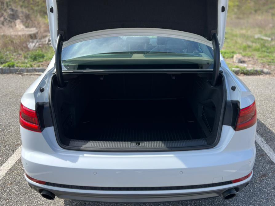 2017 Audi A4 2.0 TFSI Auto Premium Plus qua photo