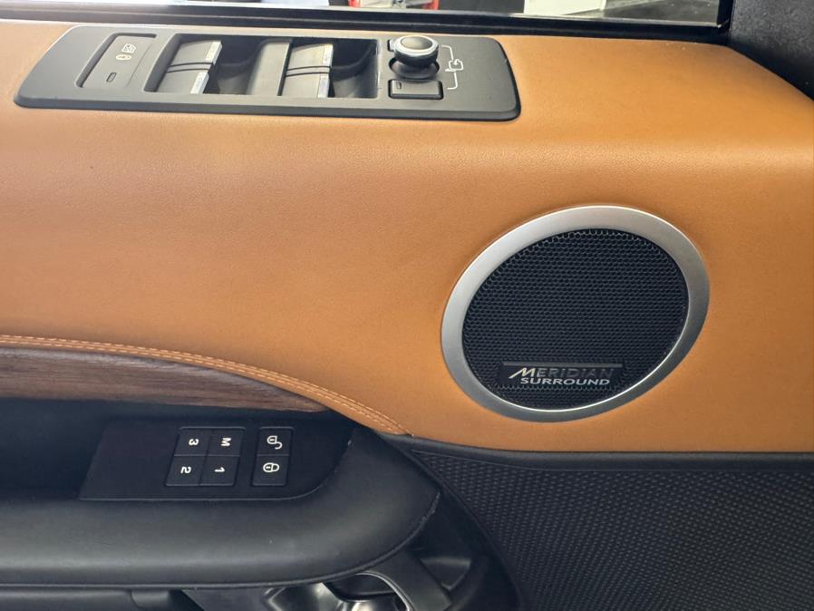 2018 Land Rover Discovery HSE Luxury V6 Supercharged photo