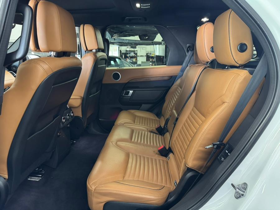 2018 Land Rover Discovery HSE Luxury V6 Supercharged photo