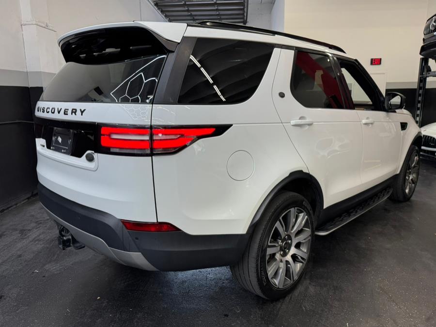 2018 Land Rover Discovery HSE Luxury V6 Supercharged photo
