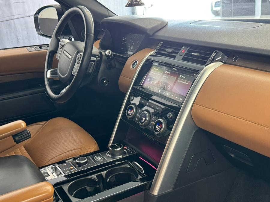 2018 Land Rover Discovery HSE Luxury V6 Supercharged photo
