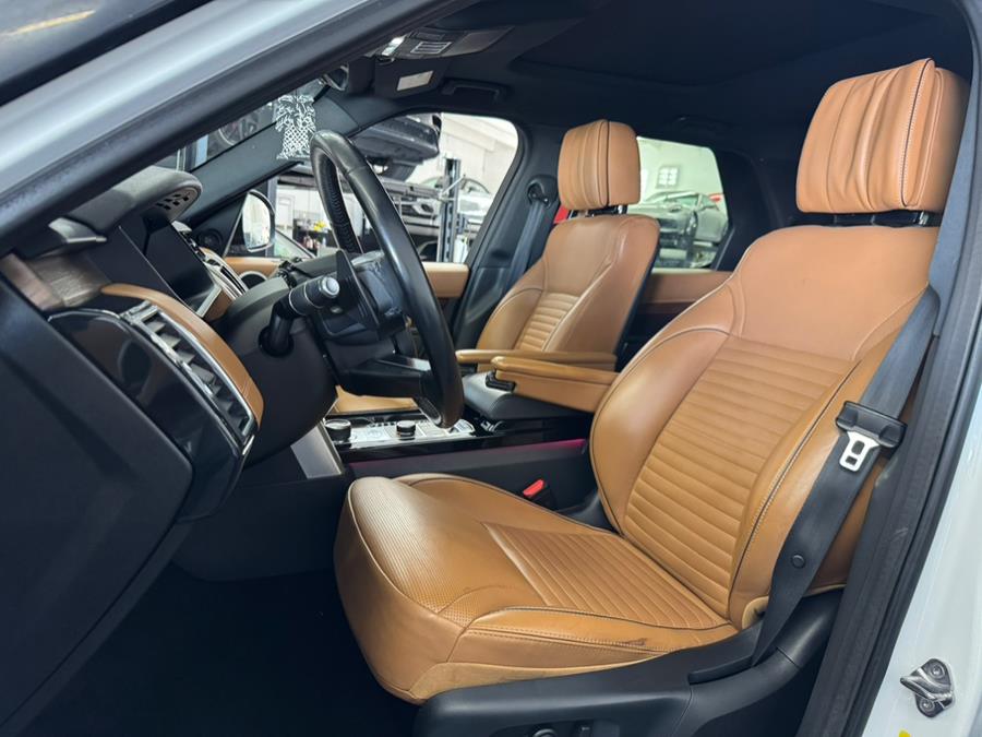 2018 Land Rover Discovery HSE Luxury V6 Supercharged photo