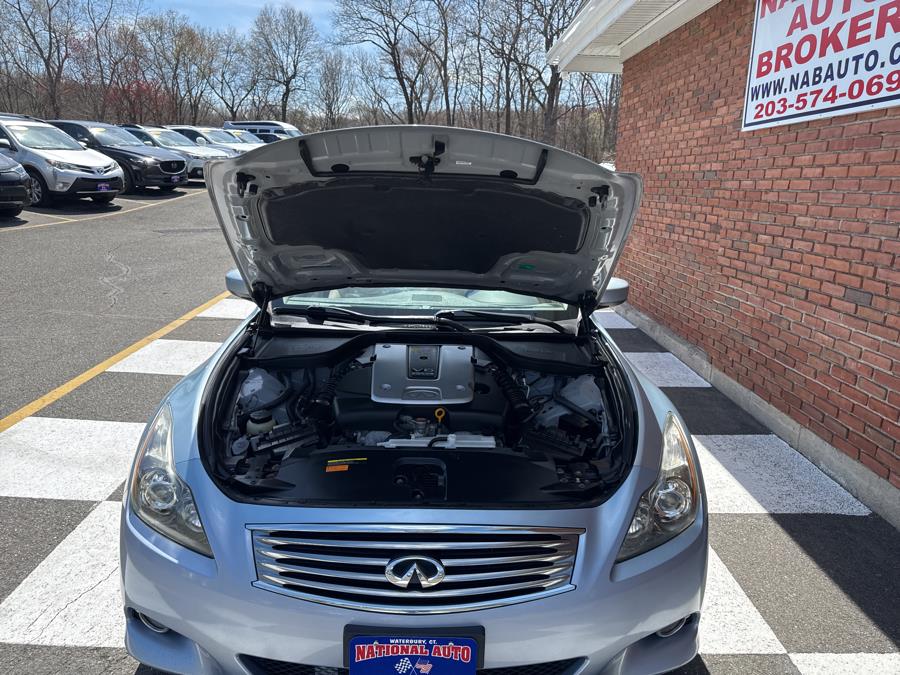 2011 Infiniti Legend photo