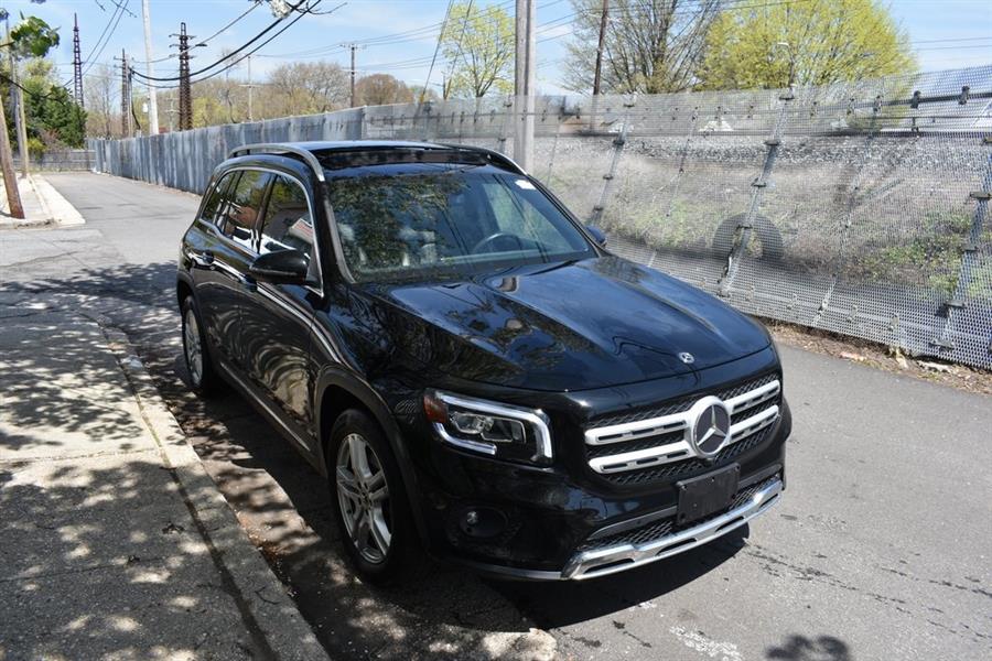 2020 Mercedes-Benz GLB GLB 250 photo