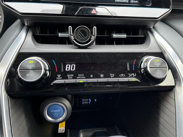 2022 Toyota Venza XLE photo