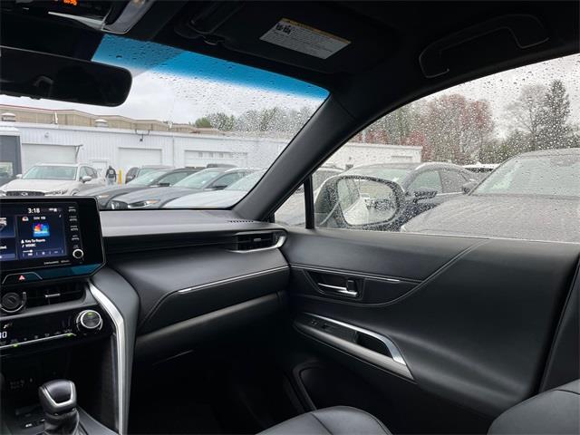 2022 Toyota Venza XLE photo