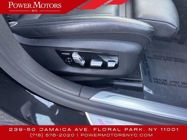 2021 BMW 7-Series 750i xDrive photo