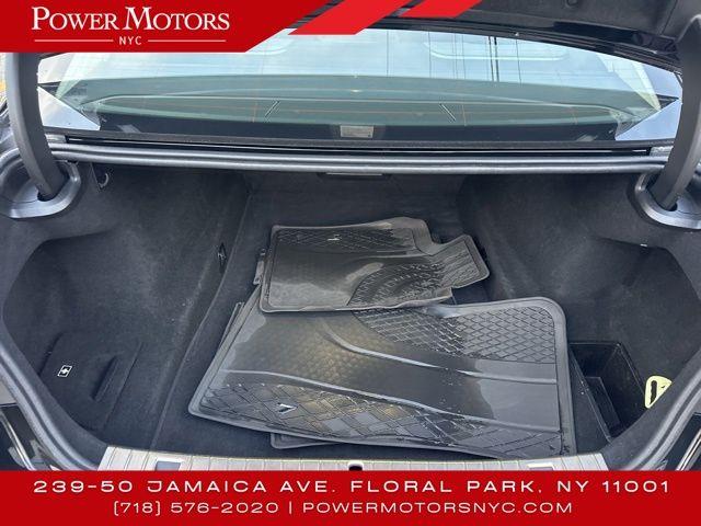 2021 BMW 7-Series 750i xDrive photo