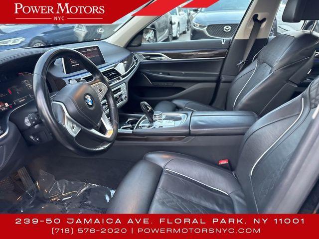 2021 BMW 7-Series 750i xDrive photo