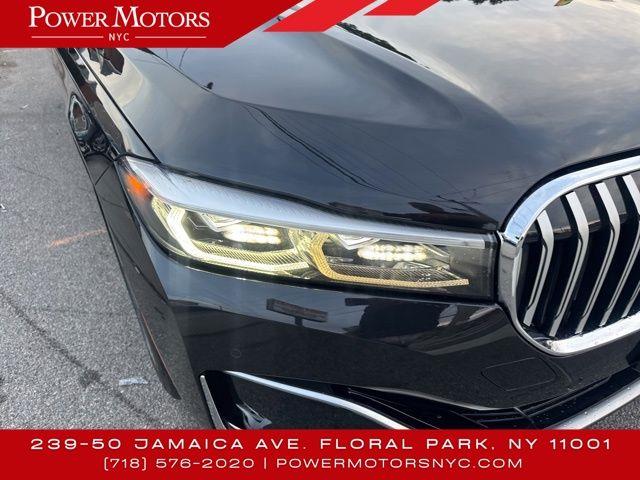 2021 BMW 7-Series 750i xDrive photo