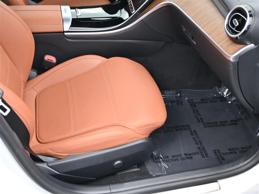 2024 Mercedes-Benz C-Class C 300 photo